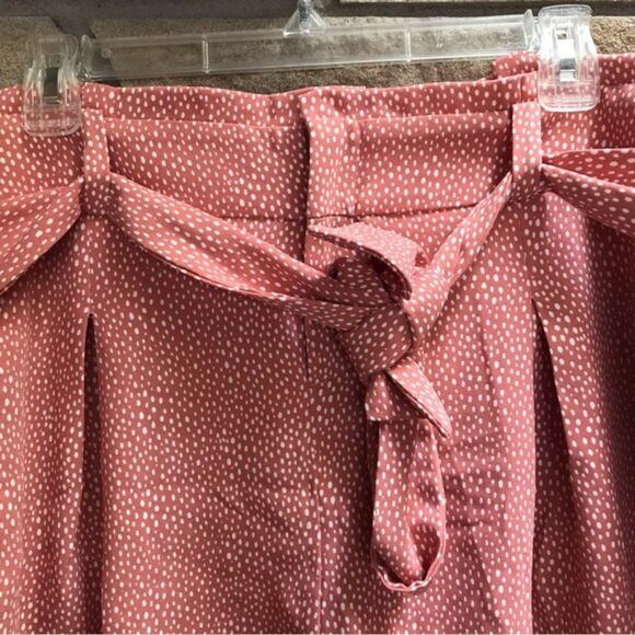 Torrid Tie Front Waist Pink Dot Shorts 12 barbiecore Barbie - Picture 6 of 12